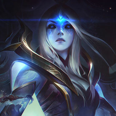 Kosmiczna Królowa Ashe